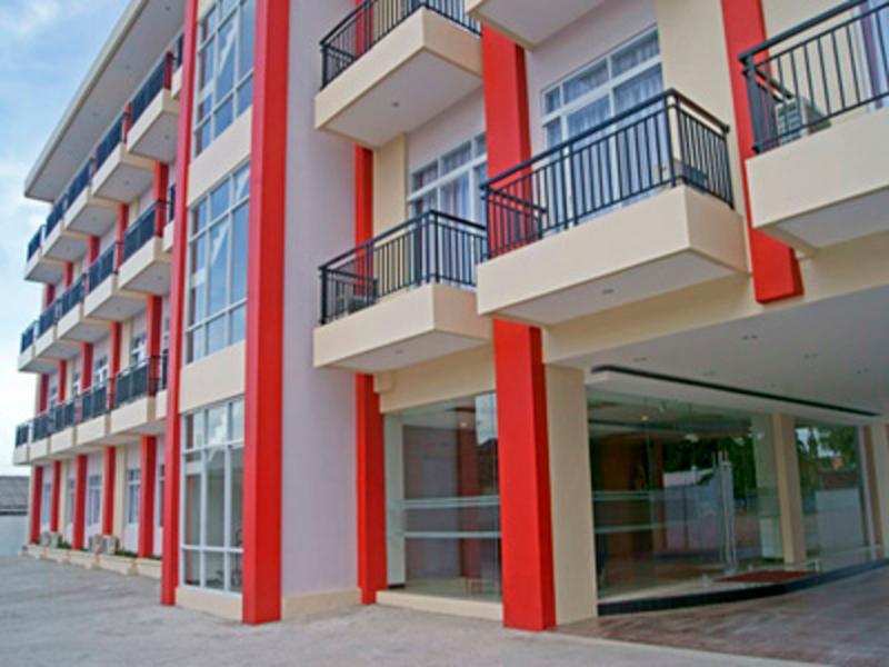 Karlita Hotel Tegal מראה חיצוני תמונה